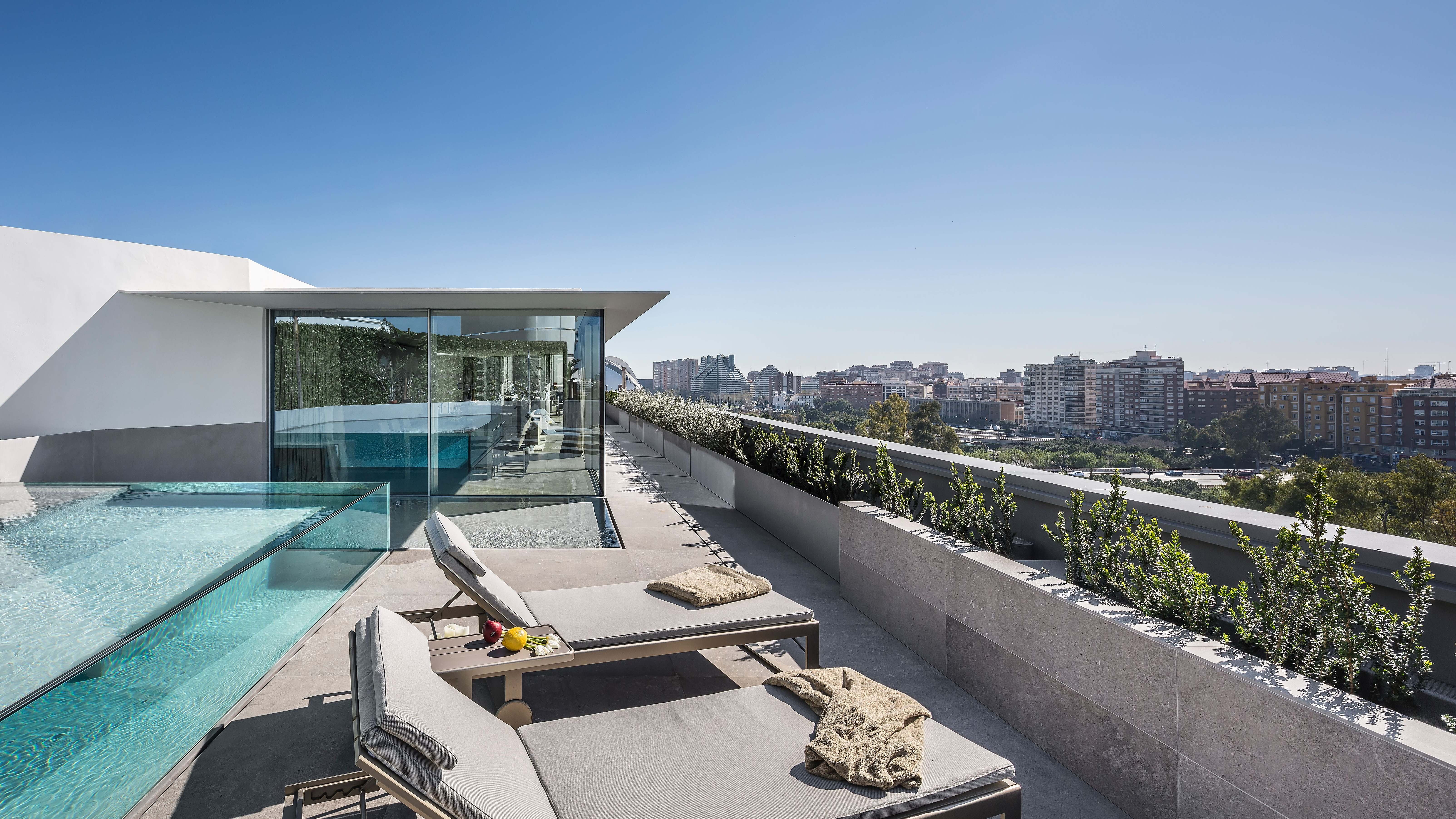 Terraza del ático a la venta más caro de Valencia.