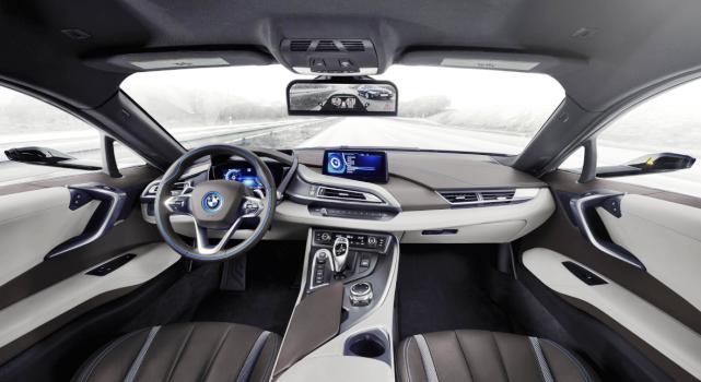 bmw_i8_mirrorless_interior.jpg