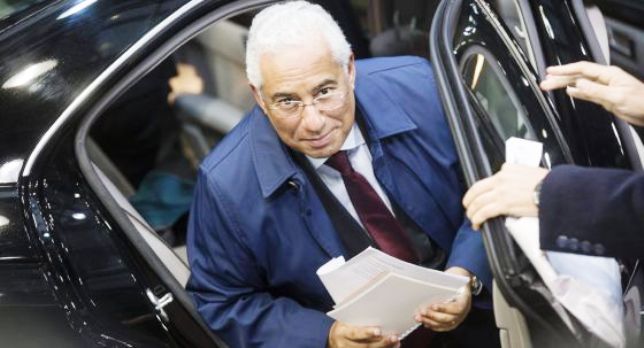 antonio_costa_coche_efe.jpg