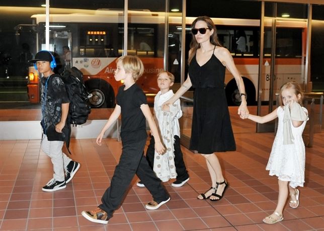 angelina-hijos.jpg