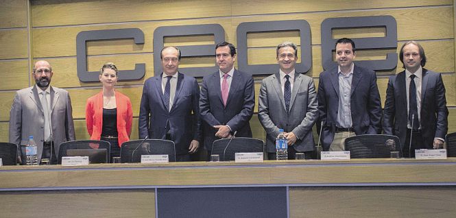 ceoe-665-santacana.jpg