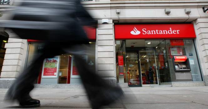 santander-sucursal-calle.jpg