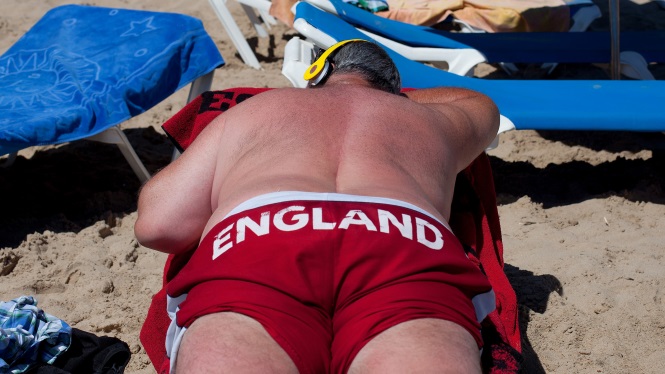 turista-ingles-tomando-sol.jpg