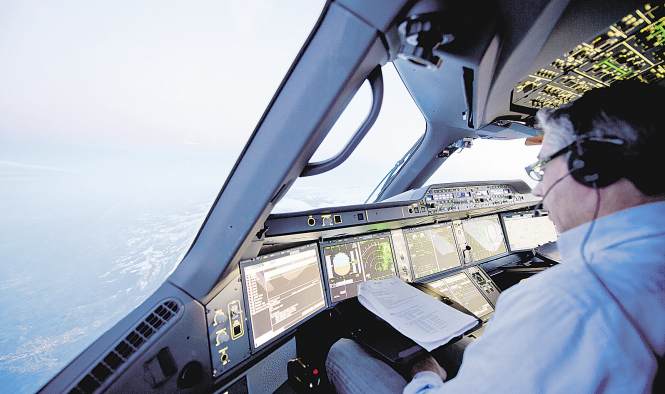cabina-avion-665.jpg