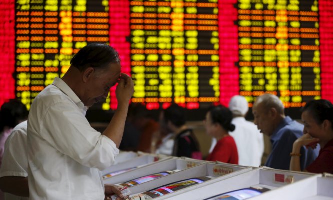 China-operador-mano.jpg