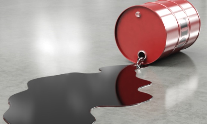 barril-petroleo-suelo.jpg
