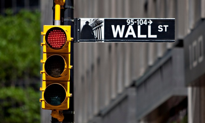 Wall-St-semaforo-rojo.jpg