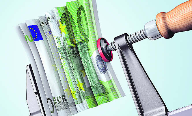 euro-estruja-665400.jpg