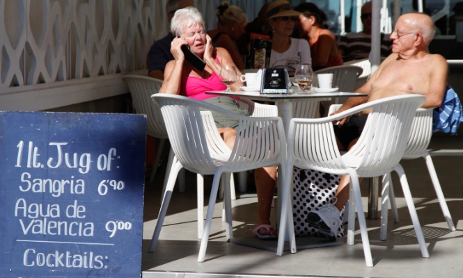 turistas benidorm