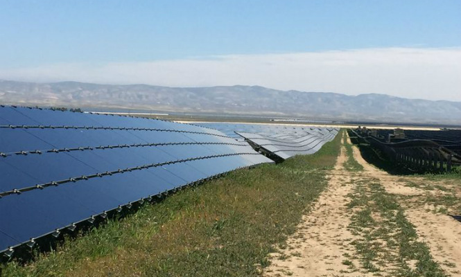 solar-granja-665400.jpg