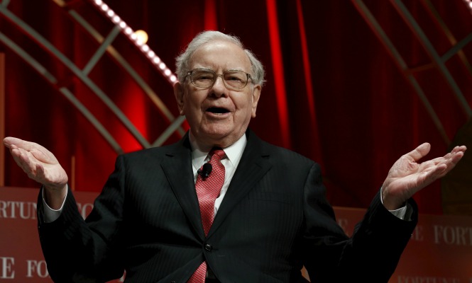warren-buffett-manos.jpg