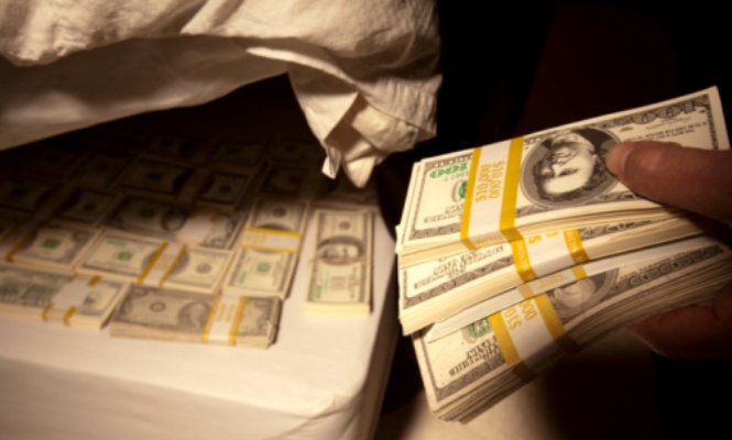 dolares colchon