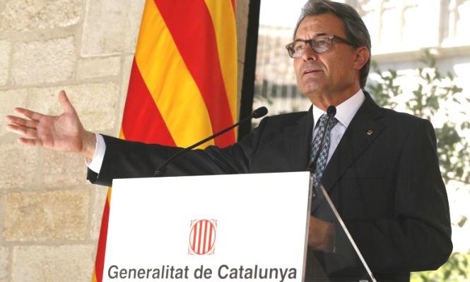 Artur-Mas-mano.jpg