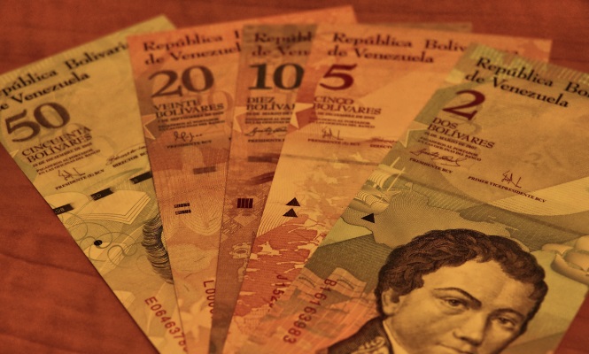 bolivares-venezuela.jpg