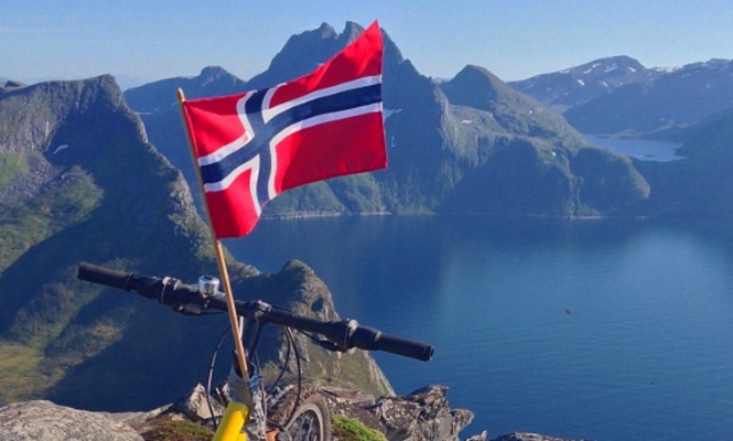 noruega-montanas.jpg