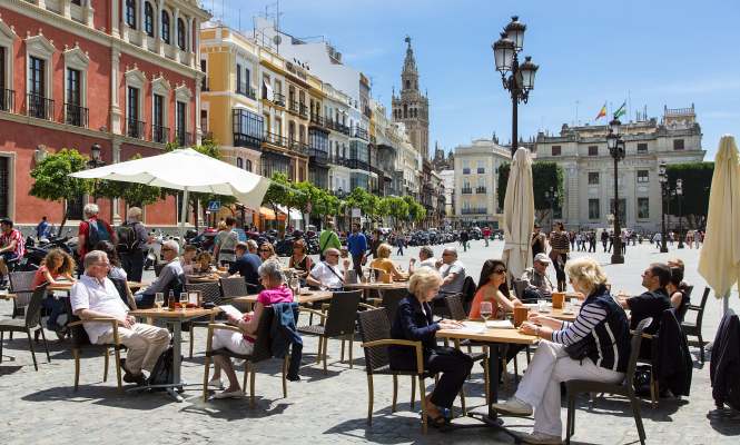 turismo-sevilla-terraza.jpg