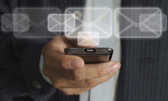 sms-thinkstock-665.jpg