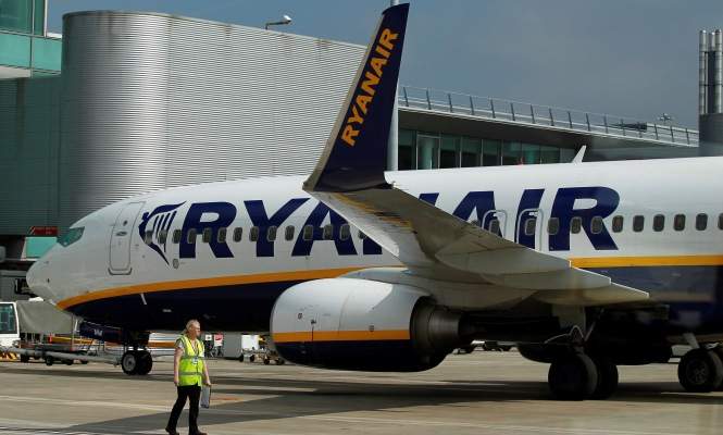 Ryanair.JPG