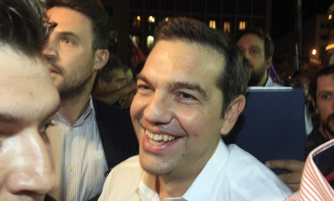 tsipras-sonrie-20sept15.jpg
