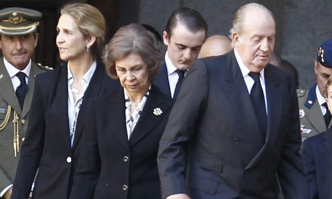 reyes-entierro.jpg