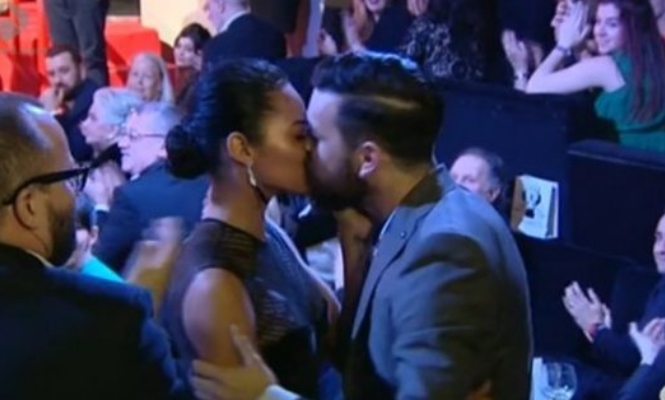 casas-berta-beso.jpg