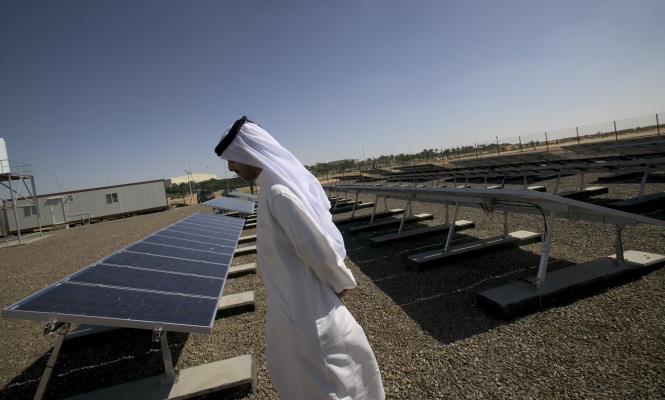 panel-solar-arabia.jpg