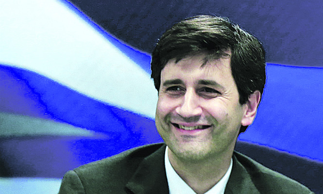 chouliarakis-665400.jpg