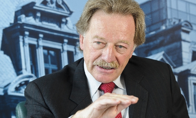 mersch-yves-bloomberg.jpg