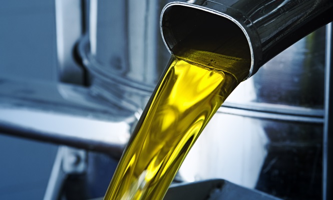 aceite-oliva-chorro.jpg