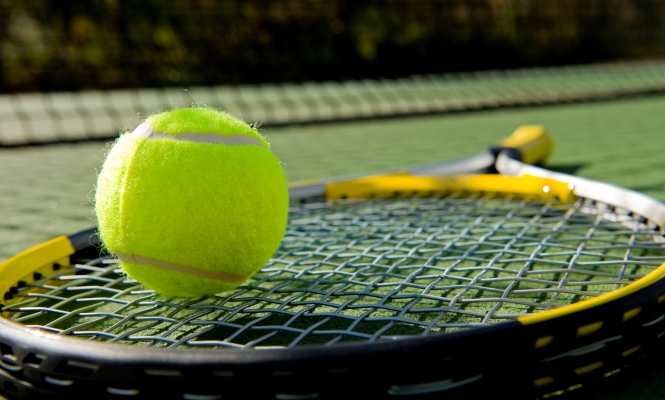 tenis_raqueta_pelota.jpg
