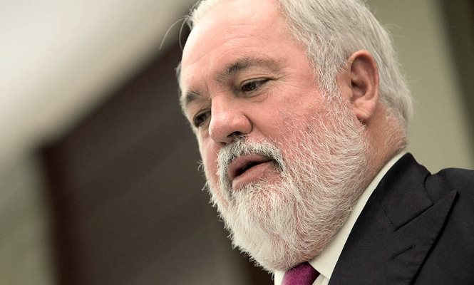 canete-665-bruselas.jpg