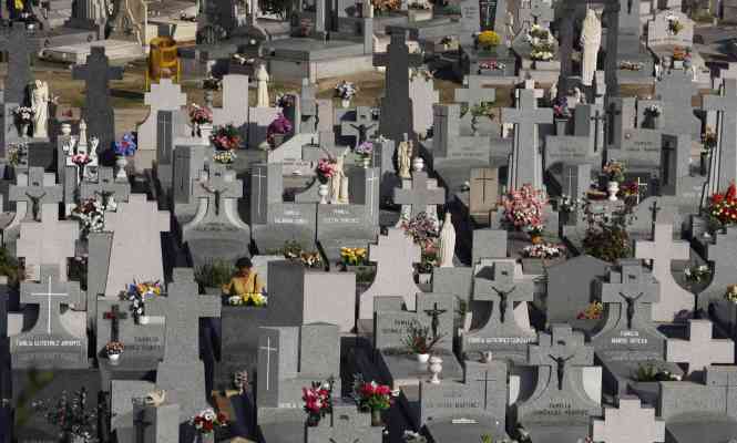 cementerio almudena