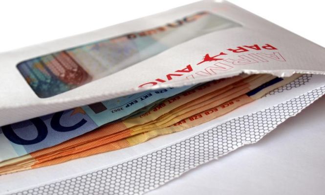sobre-dinero-thinkstock-665.jpg
