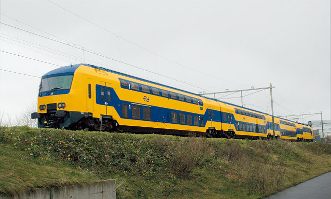tren-paisesbajos-665400.jpg