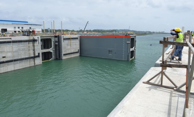 canal-panama.jpg