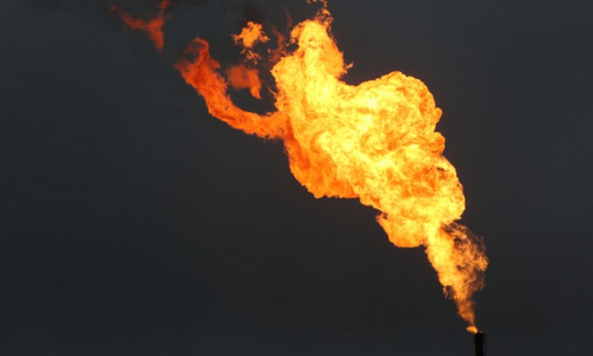 petroleo-fuego.jpg