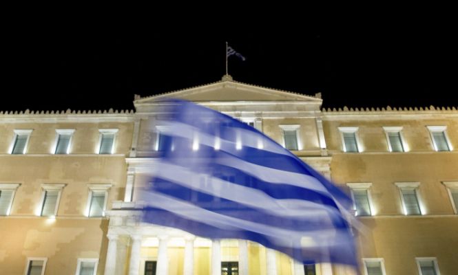 grecia_bandera_syntagma.jpg