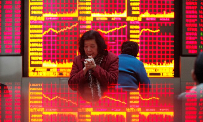 China-bolsa-mujer-manos.jpg