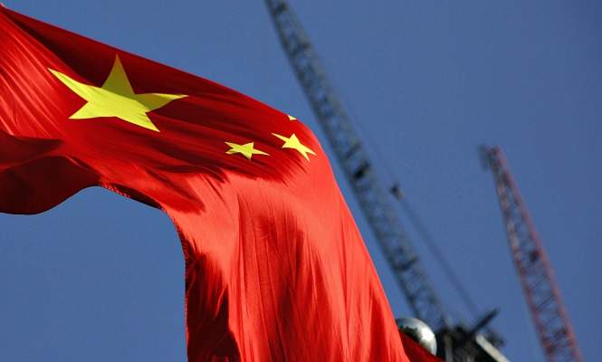 China-bandera-gruas.jpg