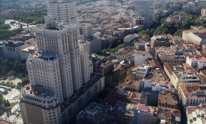 Edificio-Espana-lejos.jpg