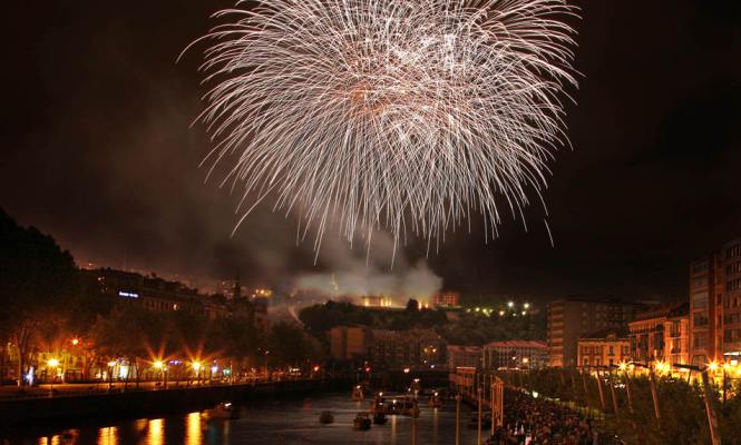 fuegos-artificiales-665.jpg