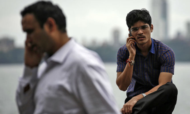smartphone-india.jpg