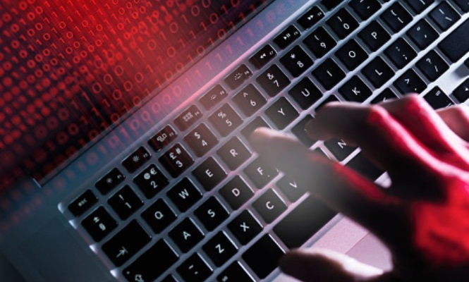 hacker-mano.jpg