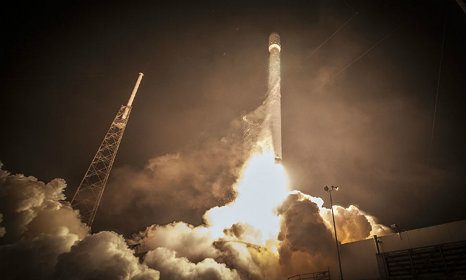 falcon9-elonmusk.jpg