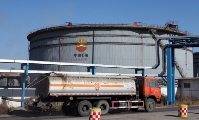 china-petroleo-almacena.jpg