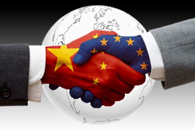 china-ue-manos.jpg