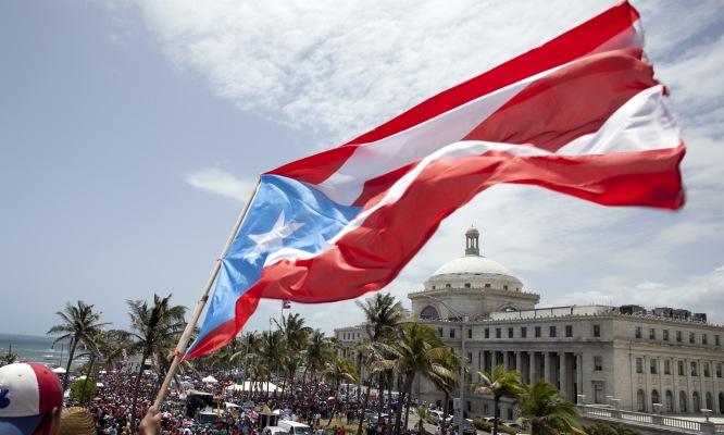 puertorico_bandera_reuters.jpg