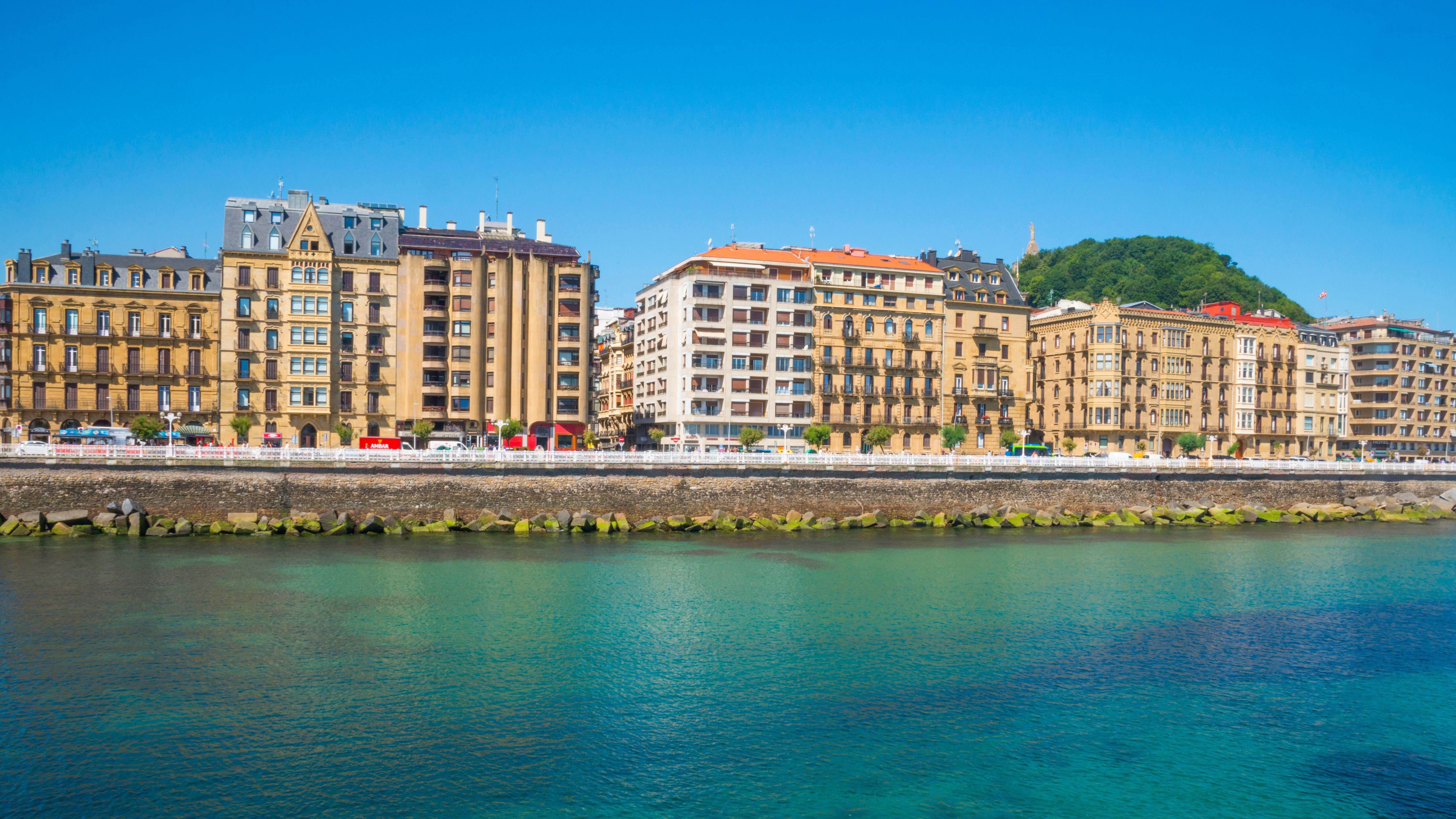 Viviendas en San Sebastián (Guipúzcoa).