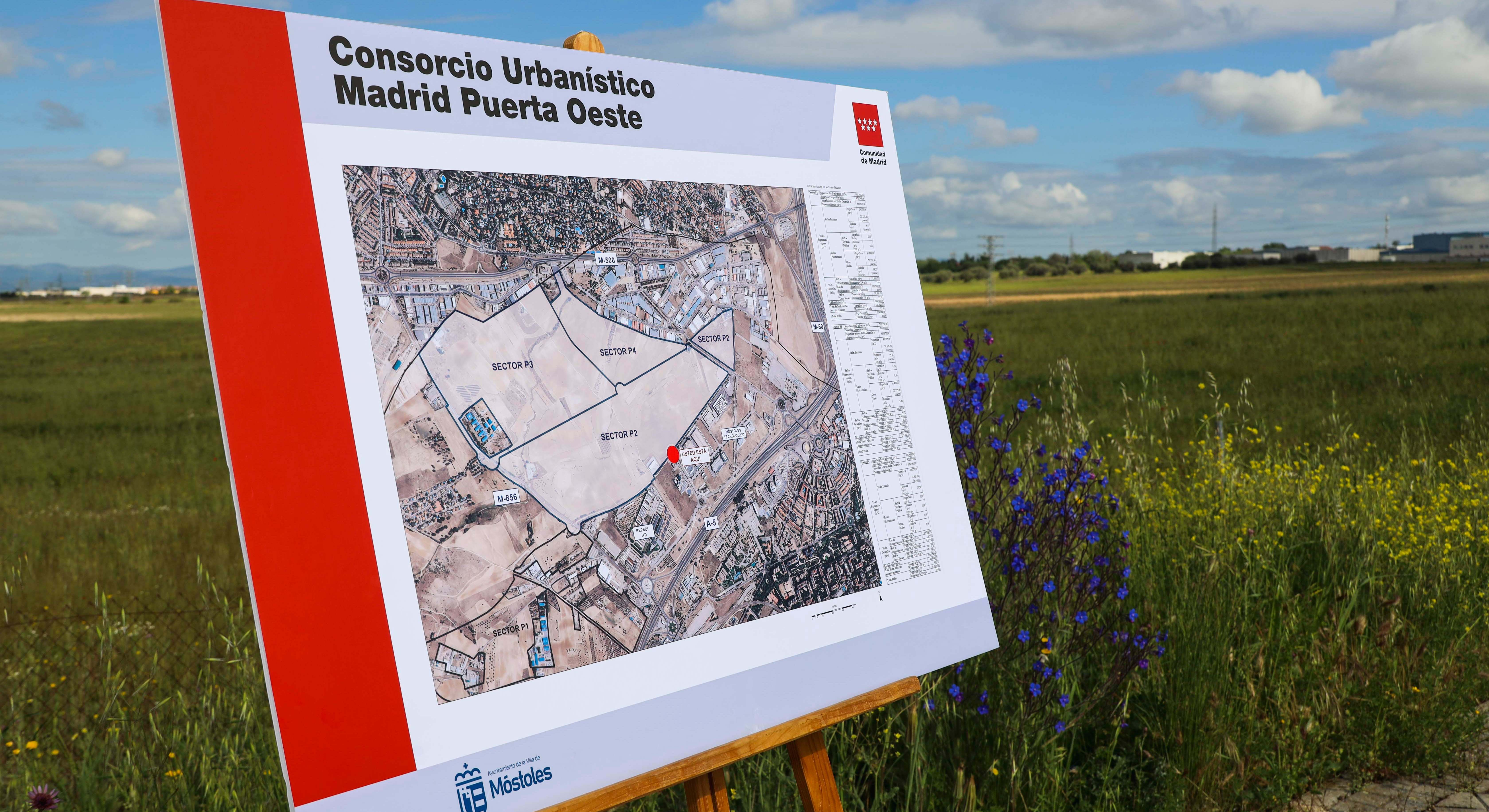 Terrenos de Móstoles en los que se construirá el polígono Madrid Puerta Oeste