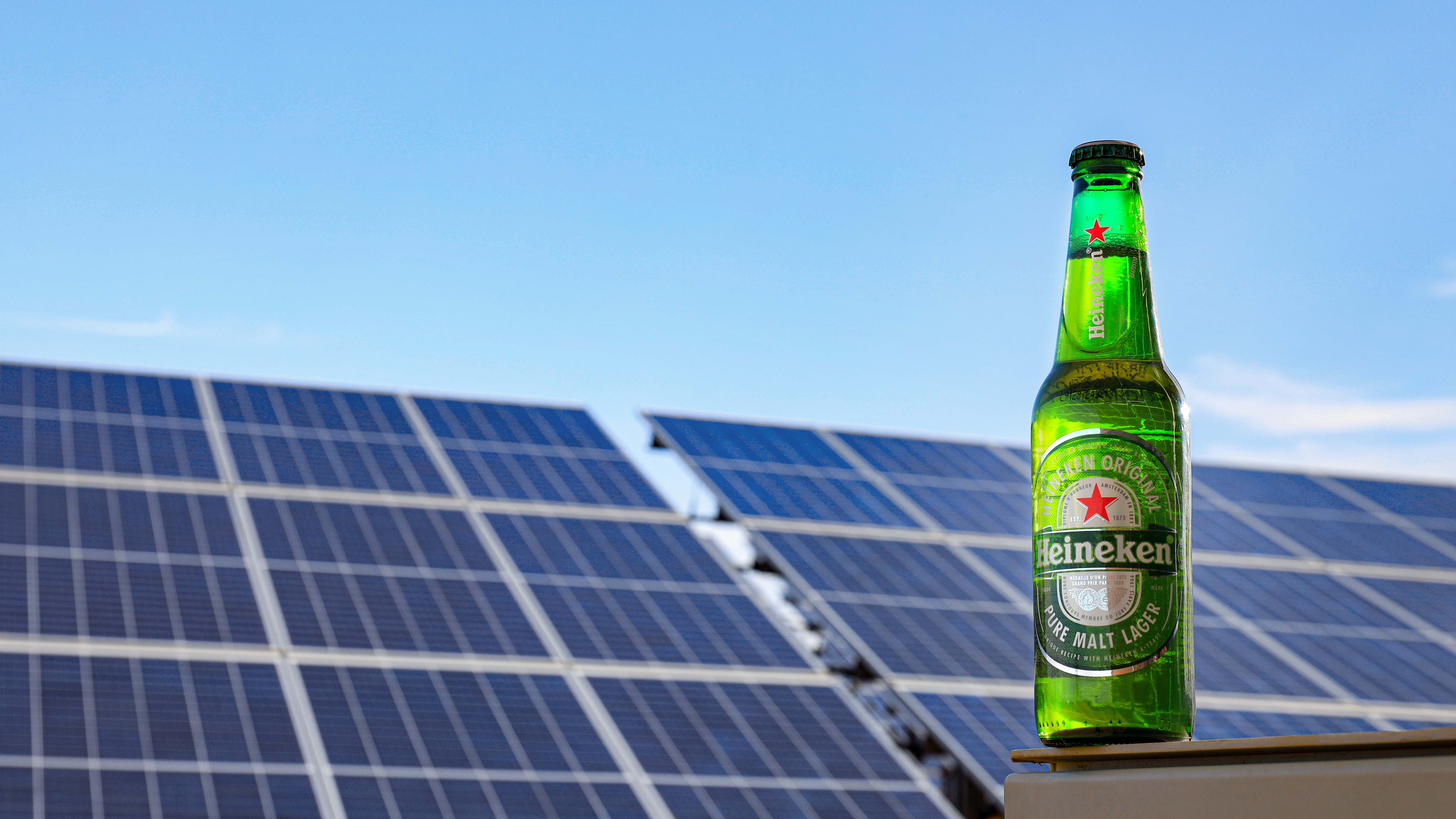 El volumen de cerveza comercializada por Heineken disminuyó un 4,7%.